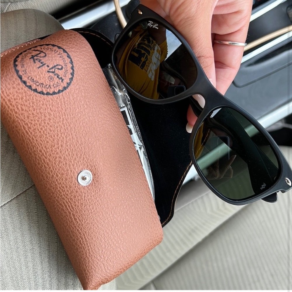Rayban sunglasses- never worn